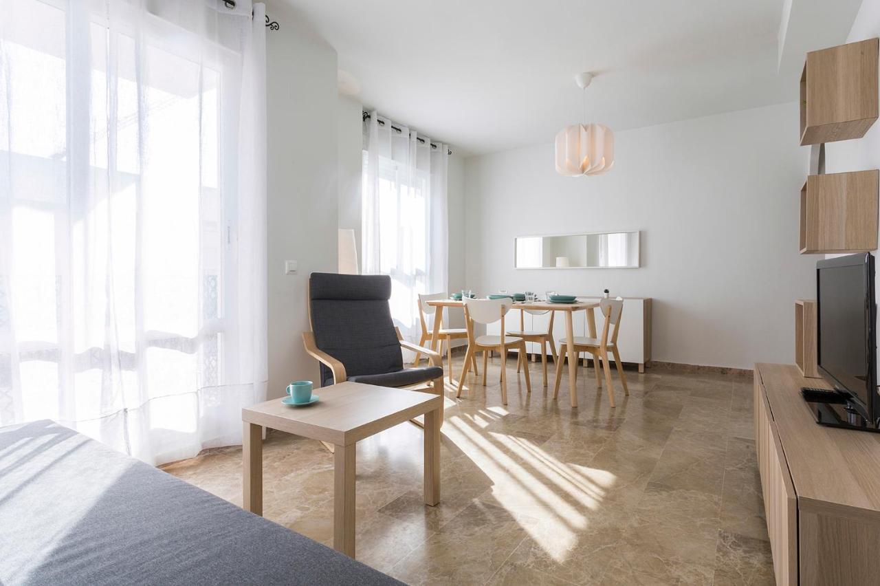 Azvalia - La Estacion, Piscina Y Junto A La Renfe Appartement El Puerto de Santa María Buitenkant foto