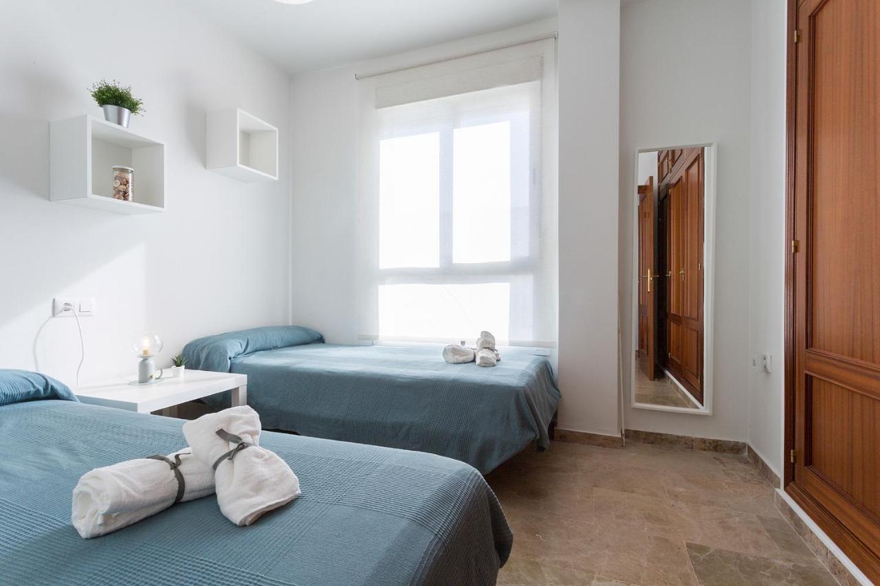 Azvalia - La Estacion, Piscina Y Junto A La Renfe Appartement El Puerto de Santa María Buitenkant foto