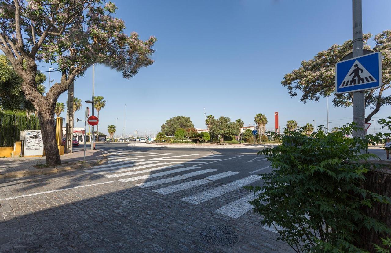 Azvalia - La Estacion, Piscina Y Junto A La Renfe Appartement El Puerto de Santa María Buitenkant foto